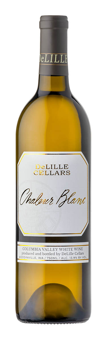 bottle of chaleur blanc white wine