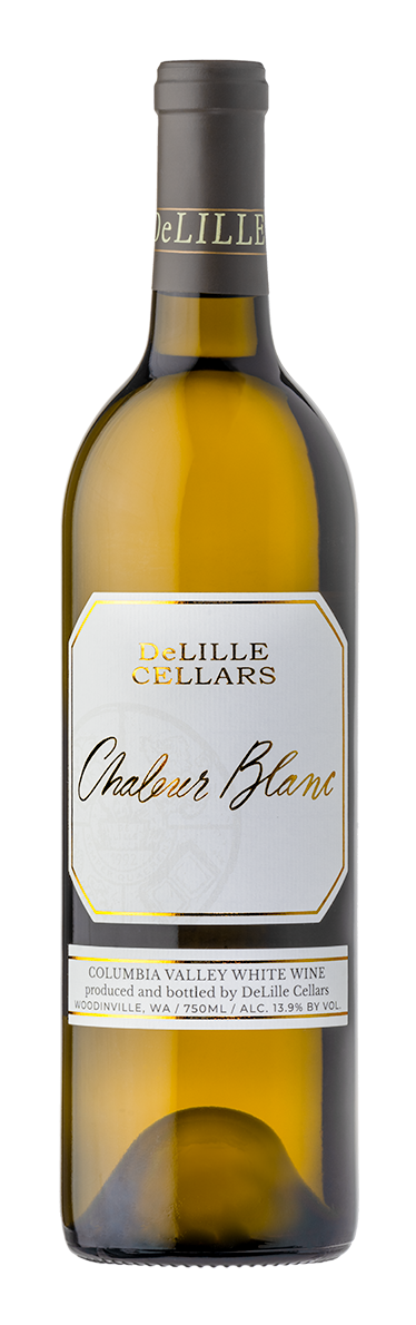 bottle of chaleur blanc white wine