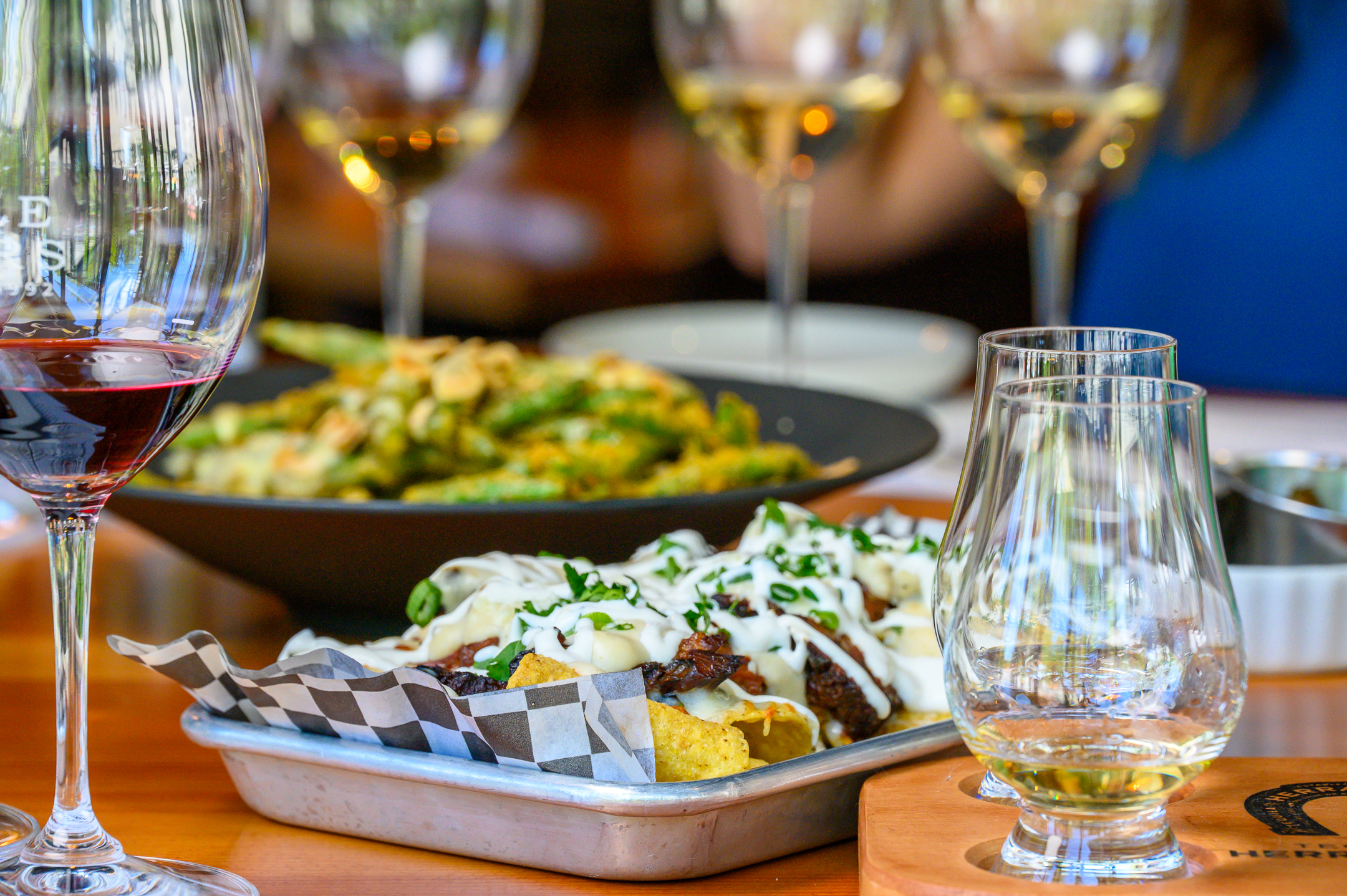 smoked brisket nachos and tequila flight at woodinville restaurant